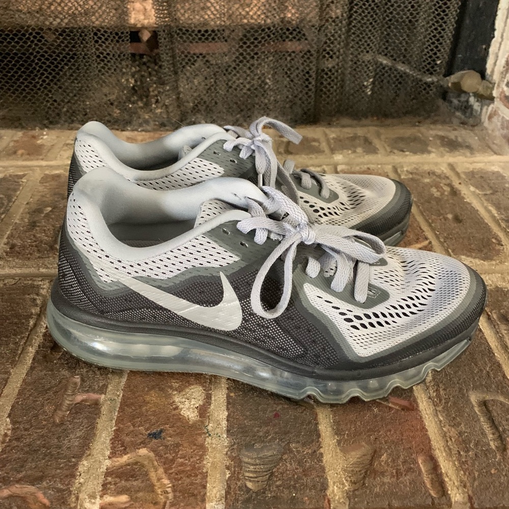 Men’s Nike Airmax neutral ride running shoes